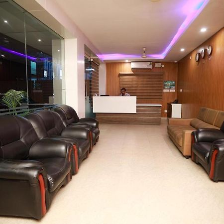Hotel Shams Inn Kochi Extérieur photo