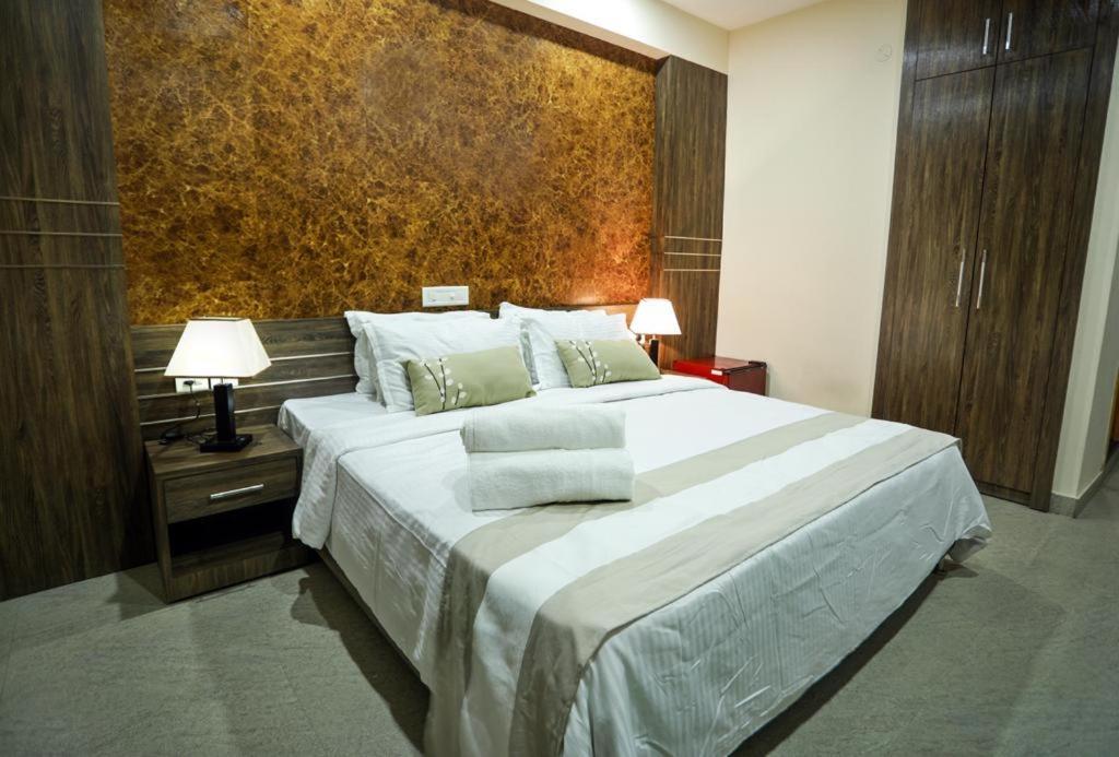 Hotel Shams Inn Kochi Extérieur photo