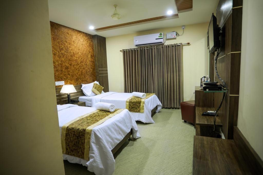 Hotel Shams Inn Kochi Extérieur photo